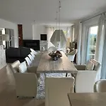 Architekten-villa, Moderne 220qm, 4 Schlafzimmer, Garten Villa