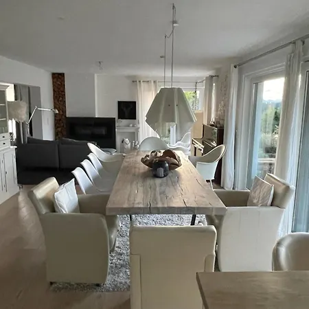 Architekten-villa, Moderne 220qm, 4 Schlafzimmer, Garten ヴィラ
