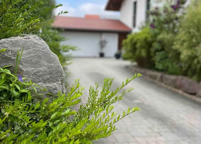 Architekten-villa, Moderne 220qm, 4 Schlafzimmer, Garten * Irschenberg